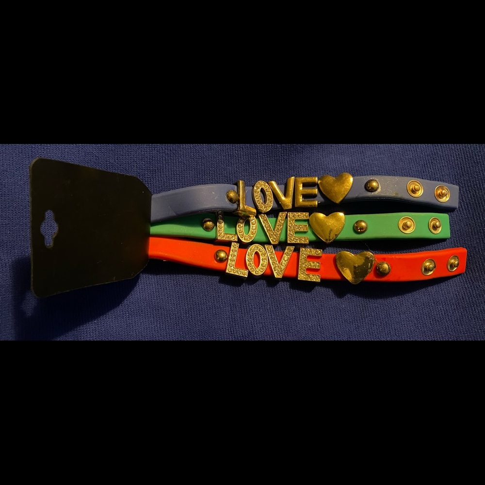 3 New love brackets